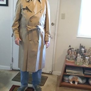 Burberry's of London Heritage Trench Coat